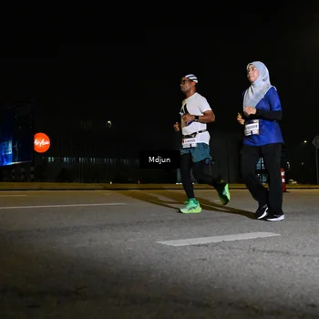 Runner Photo 7418101