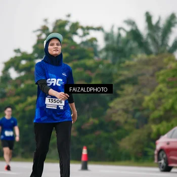 Runner Photo 7418102