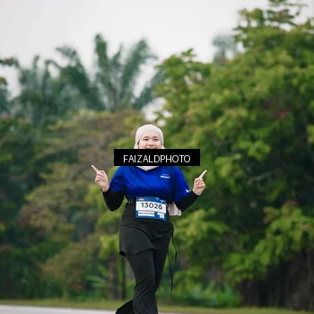 Runner Photo 7418105