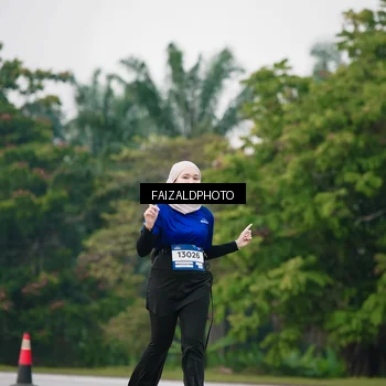 Runner Photo 7418115