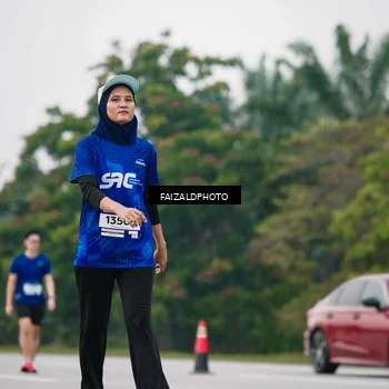 Runner Photo 7418118