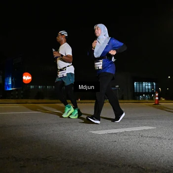 Runner Photo 7418120