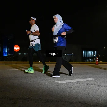 Runner Photo 7418122