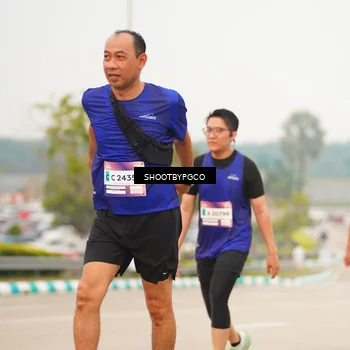 Runner Photo 7418145