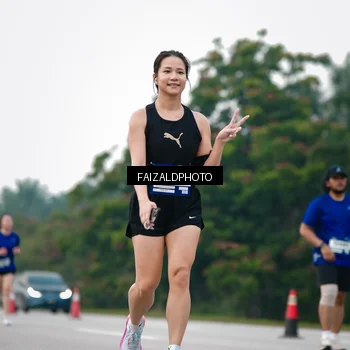 Runner Photo 7418212