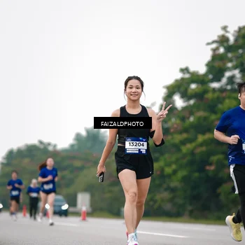 Runner Photo 7418218