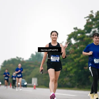 Runner Photo 7418219