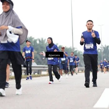 Runner Photo 7418223