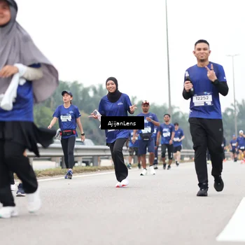 Runner Photo 7418252
