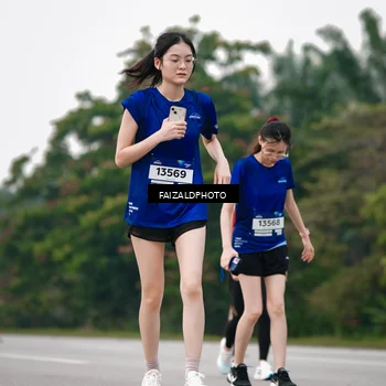 Runner Photo 7418256