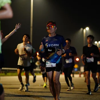 Runner Photo 7418262