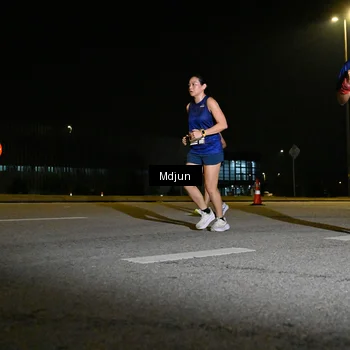 Runner Photo 7418270