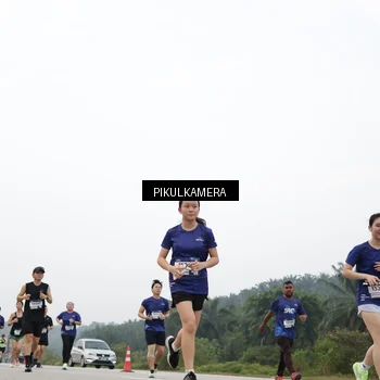 Runner Photo 7418271