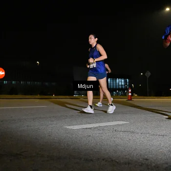 Runner Photo 7418275
