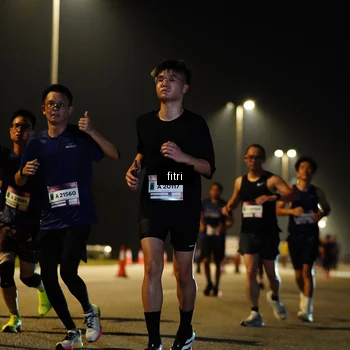 Runner Photo 7418300