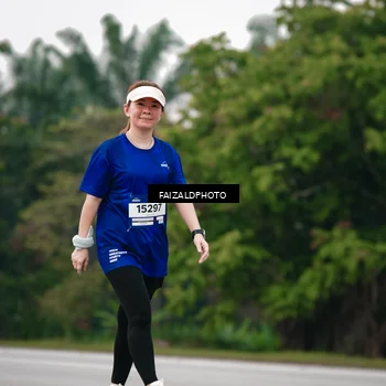 Runner Photo 7418308