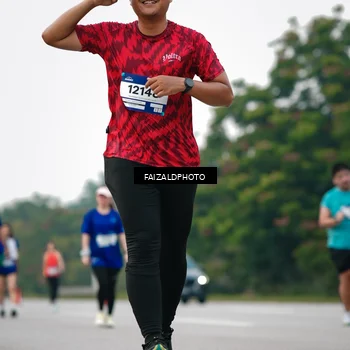 Runner Photo 7418324