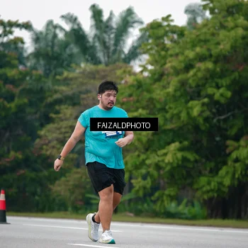 Runner Photo 7418325