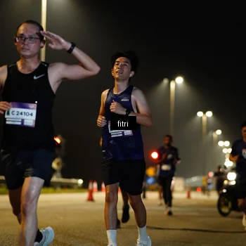 Runner Photo 7418329