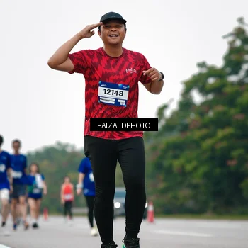 Runner Photo 7418334