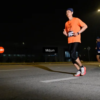 Runner Photo 7418337