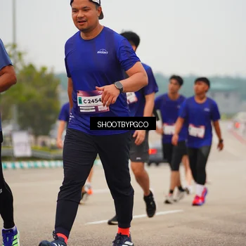 Runner Photo 7418361