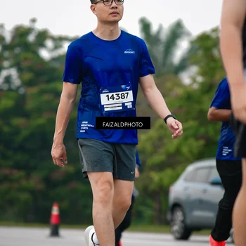 Runner Photo 7418375