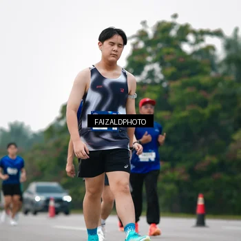 Runner Photo 7418397