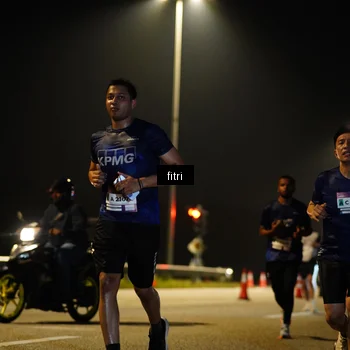 Runner Photo 7418404