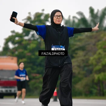 Runner Photo 7418421