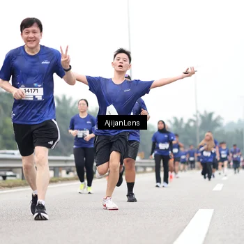Runner Photo 7418426