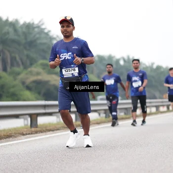 Runner Photo 7418427