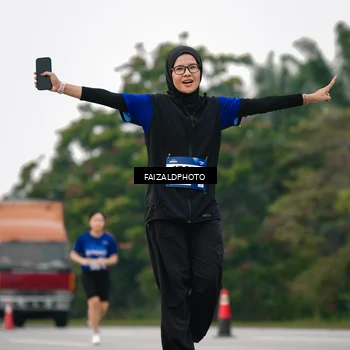 Runner Photo 7418438