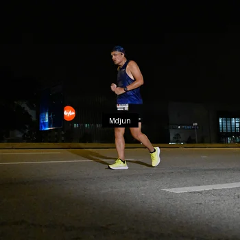 Runner Photo 7418456