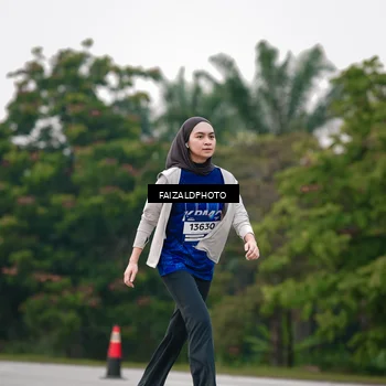Runner Photo 7418477