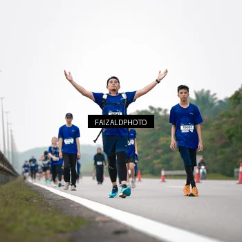 Runner Photo 7418491
