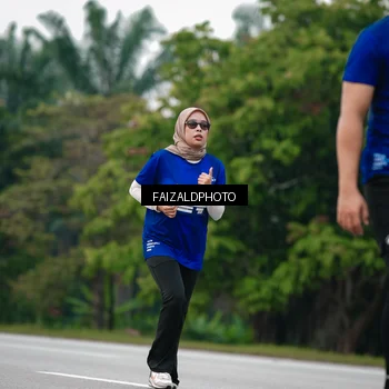 Runner Photo 7418492