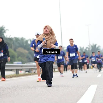 Runner Photo 7418505
