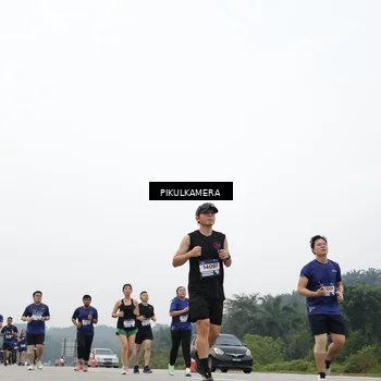 Runner Photo 7418508