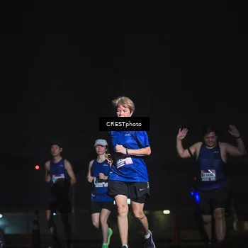 Runner Photo 7418511