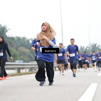 Runner Photo 7418516