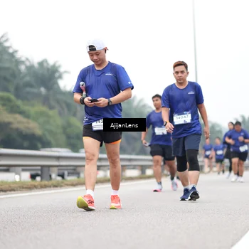 Runner Photo 7418526