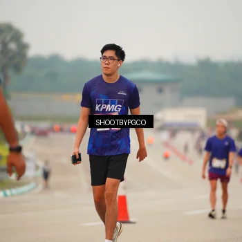 Runner Photo 7418533