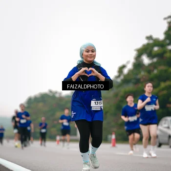 Runner Photo 7418547