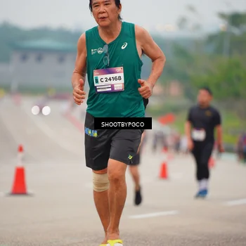 Runner Photo 7418550