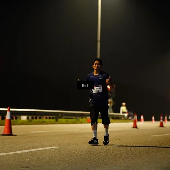 Runner Photo 7418574