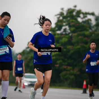 Runner Photo 7418575