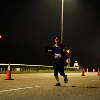Runner Photo 7418580