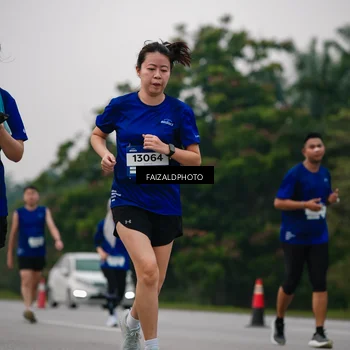 Runner Photo 7418586