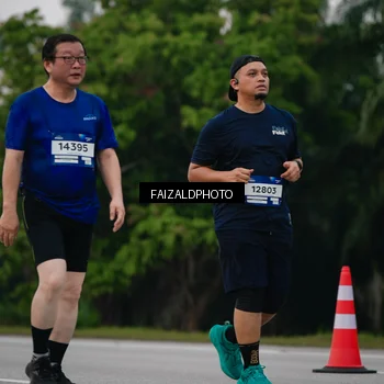 Runner Photo 7418615